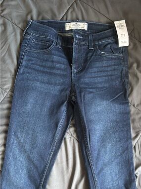Hollister Women's Dark Blue Stretch Jeggings